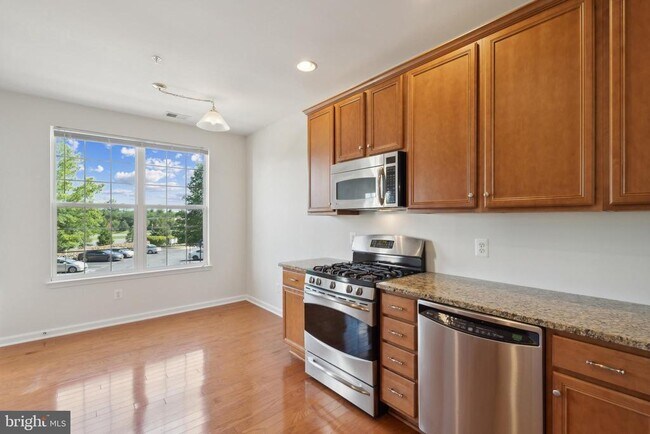 Building Photo - 20365 Belmont Park Terrace