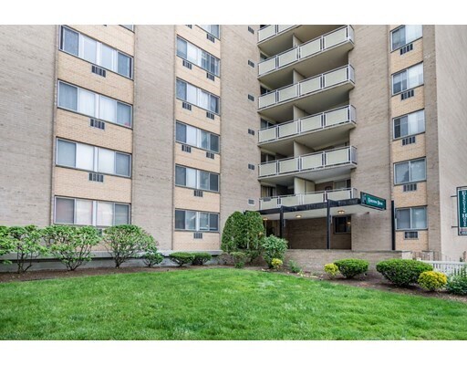Foto principal - 1025 Hancock St