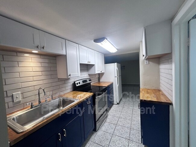 Photo - 613 1st Ave NE Apartment