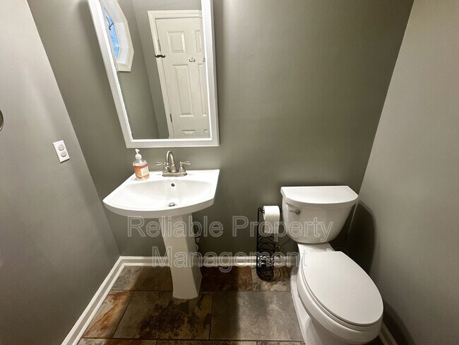 Building Photo - 1408 Mapleside Ct