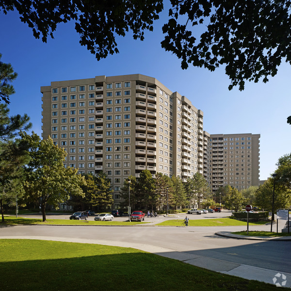 Building Photo - The Valleywoods