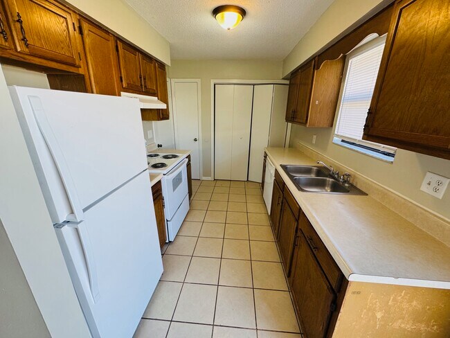 Foto del edificio - 3851 NW Archer St