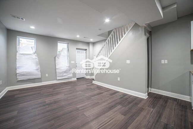Building Photo - 3218 Elmley Ave