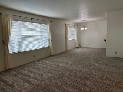 Foto del edificio - Available February 7th.