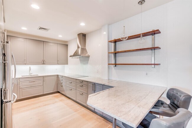 Building Photo - 75 Liberty Ave