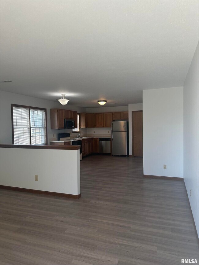 Foto del edificio - 3130 Cascade Dr