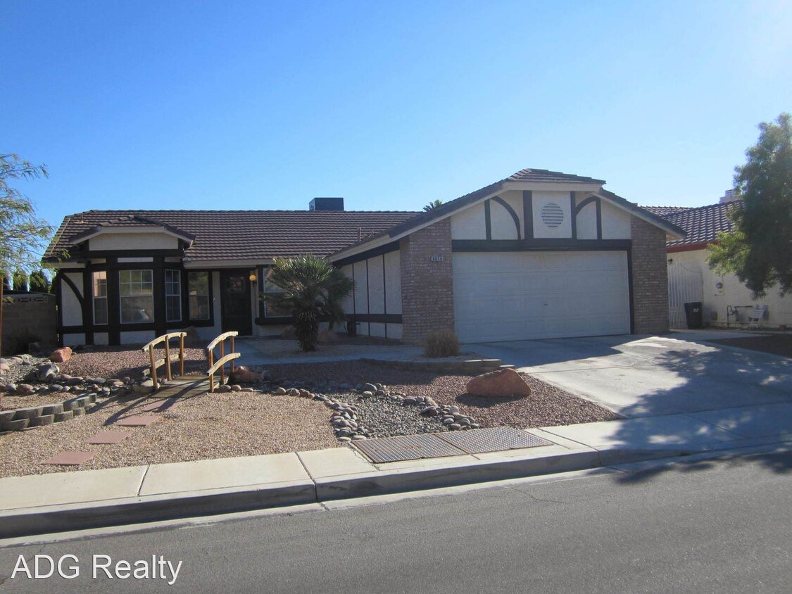 Primary Photo - 8016 Rye Canyon Dr