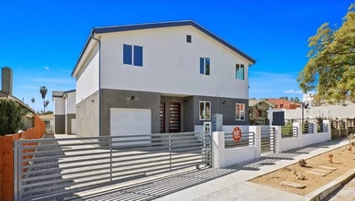 Building Photo - 5258 Oakland St