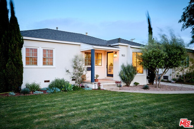 Building Photo - 7822 Bleriot Ave