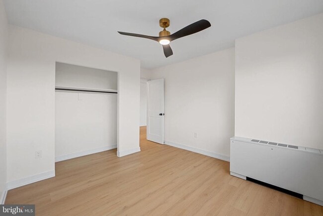 Foto del edificio - 8830 Piney Branch Rd