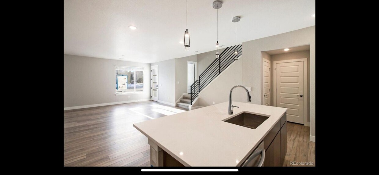 Primary Photo - 16370 Alzere Pl