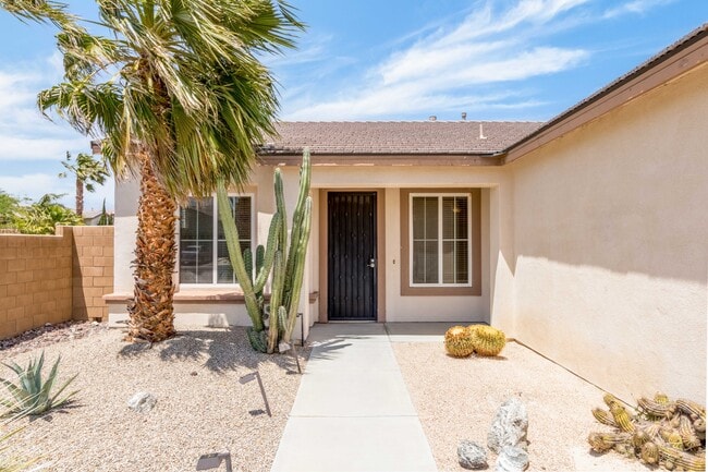 Building Photo - 66168 S Agua Dulce Dr