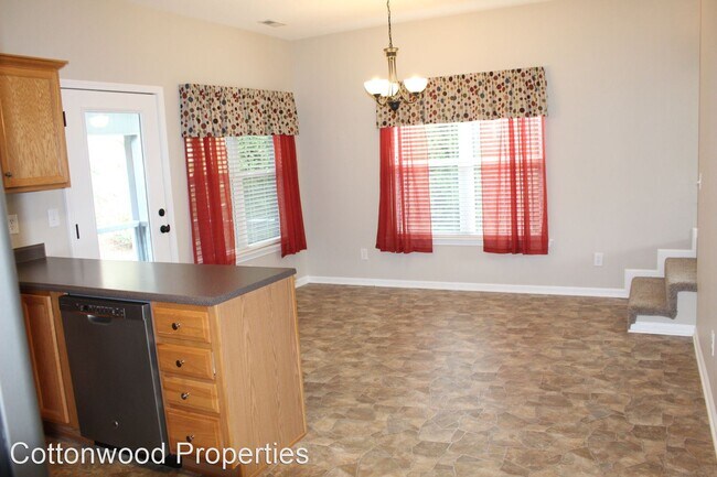 Foto del edificio - 3 br, 2.5 bath House - 129 Fallen Spruce
