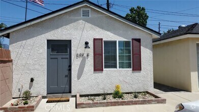 Building Photo - 549 E La Deney Dr