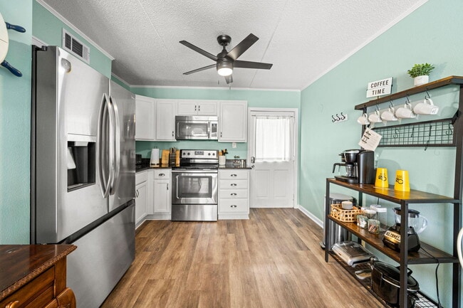 Building Photo - 333 Bluefish Dr