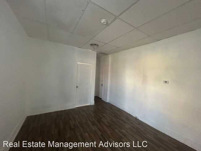 Building Photo - 2 br, 1 bath House - 3232 Emerald Street
