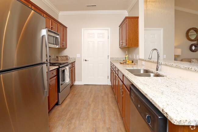 Reserve at Green Luxury Apartments Akron, OH