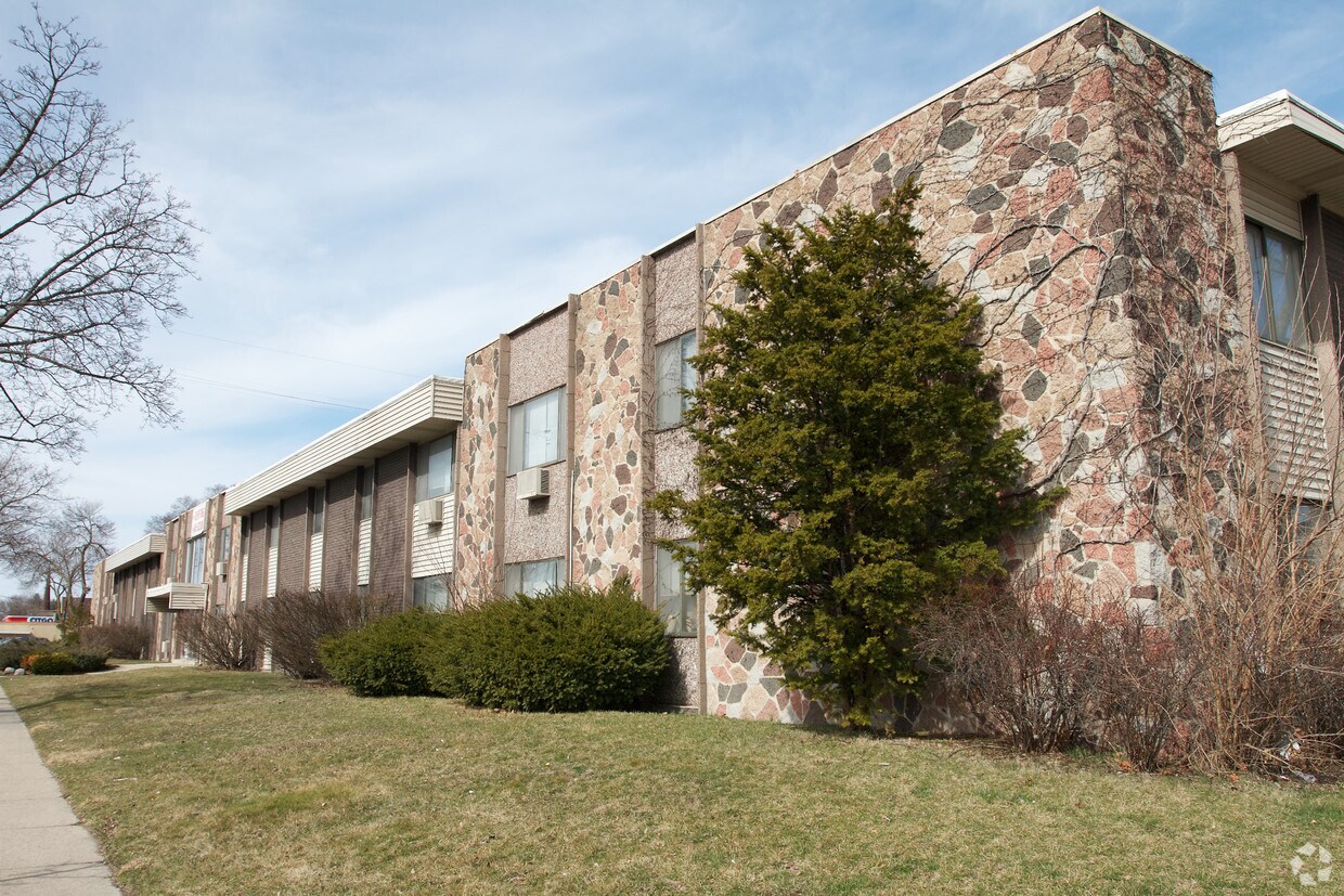 Foto del exterior - 5716 W Hampton Ave