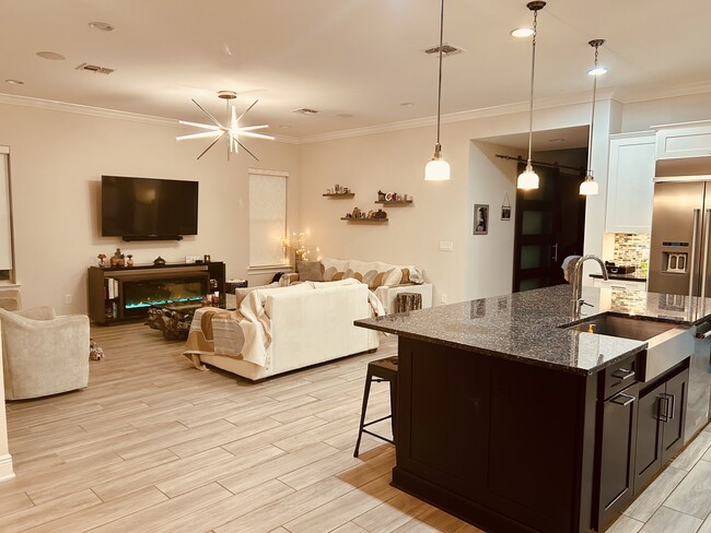 Building Photo - 3191 Players View Cir