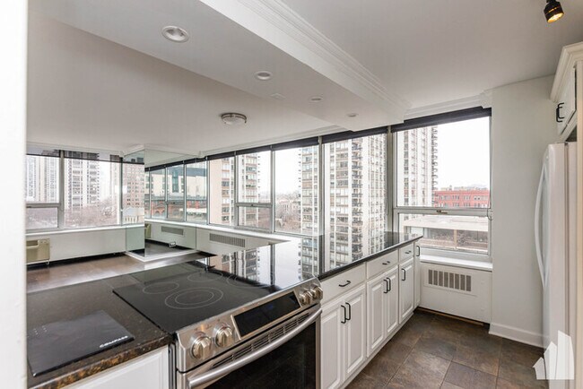 Building Photo - Gorgeous High-Rise Penthouse | One Bed, On...