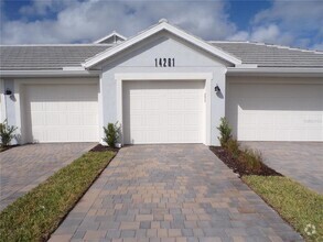 Building Photo - 14261 Heritage Landing Blvd