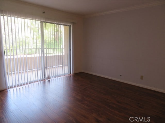 Building Photo - 1010 La Terraza Cir