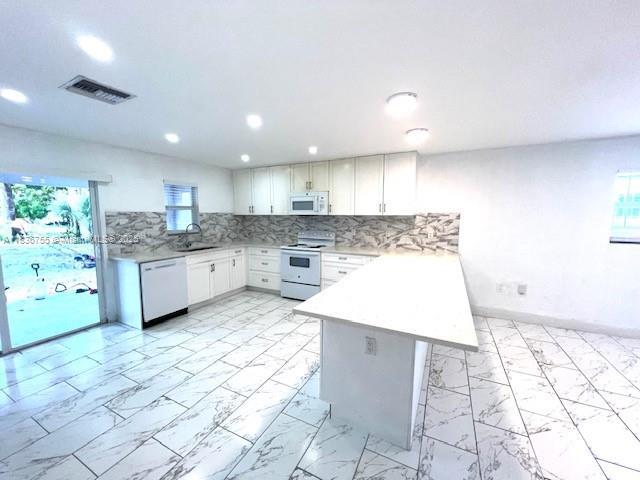 Foto del edificio - 1911 NW 95th Terrace