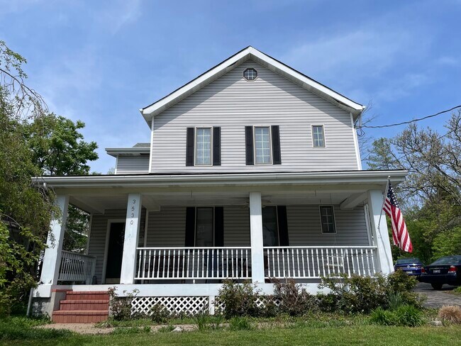 Foto del edificio - 3530 Kroger Ave