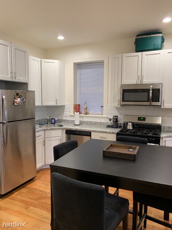 Foto principal - 2235 N Clybourn Ave