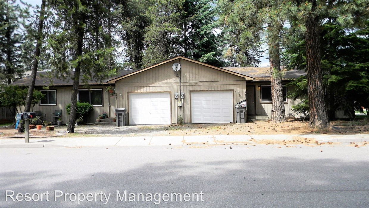 Primary Photo - 2095 E Thomas Ln