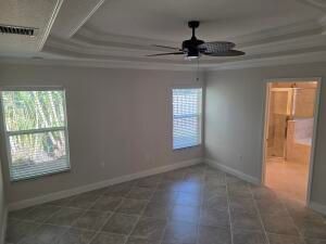 Foto del edificio - 5996 NW Baynard Dr