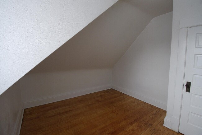 Foto del edificio - 222 4th St S