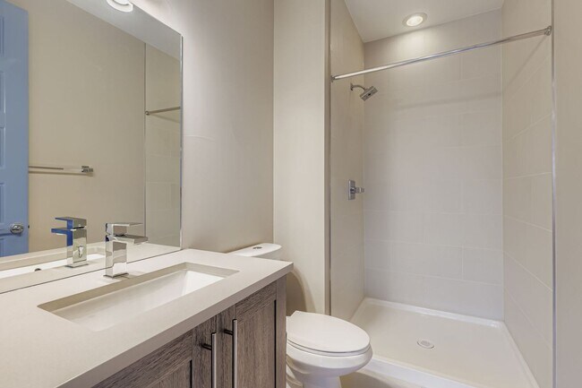 Foto del edificio - City Park West Home Available Immediately!