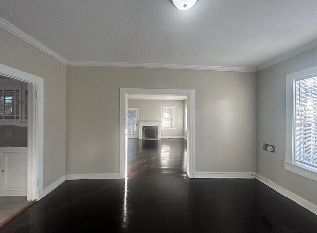 Foto del edificio - 257 Forest Valley Dr