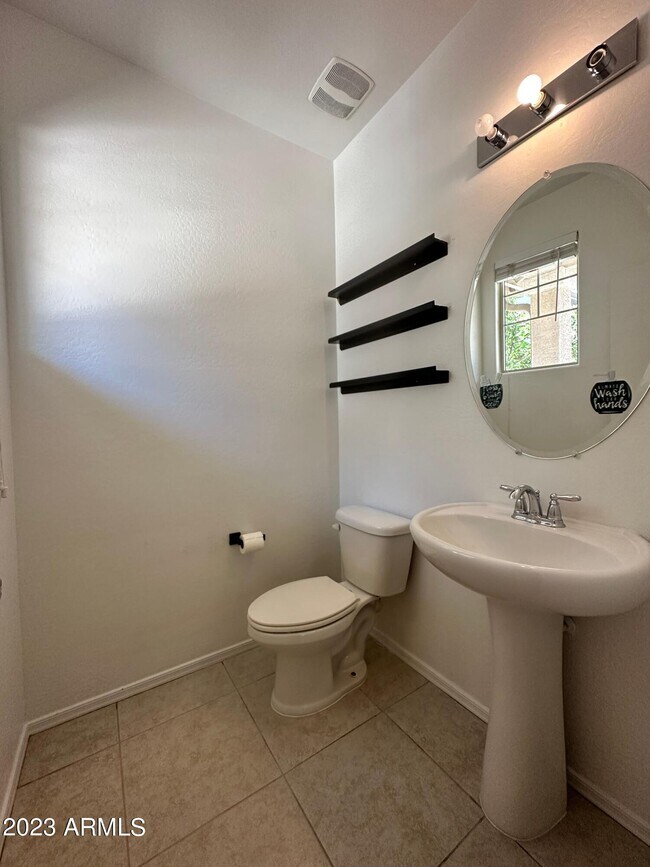 Building Photo - 2538 N 73rd Dr