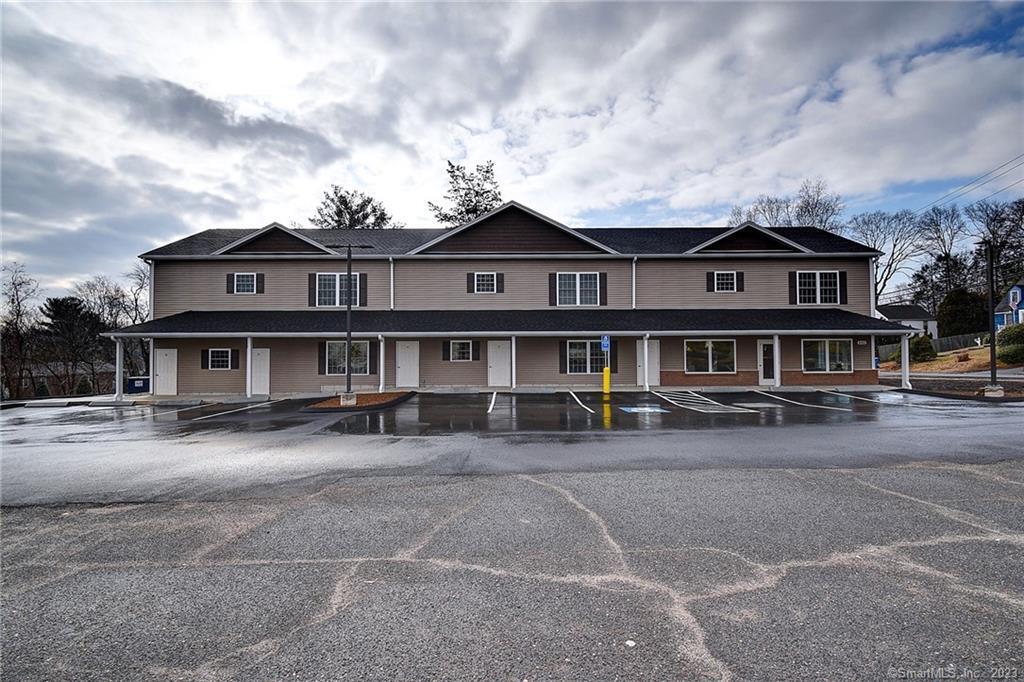 Foto principal - 642 Stafford Ave