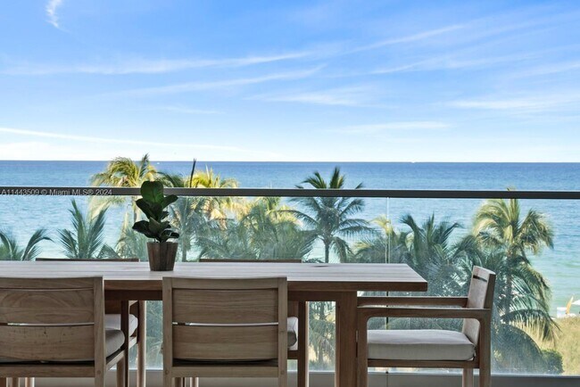 Foto del edificio - 10203 Collins Ave