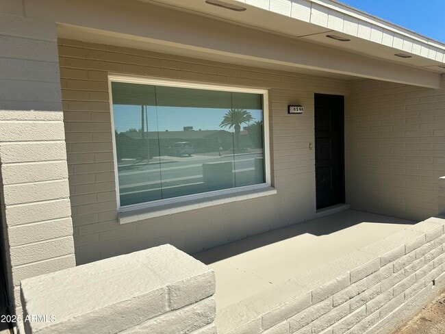 Building Photo - 6246 E Adobe Rd
