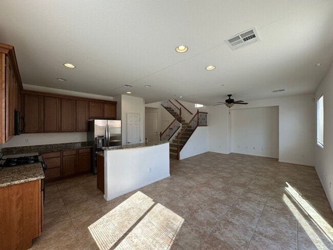 Foto del edificio - Summerlin Village