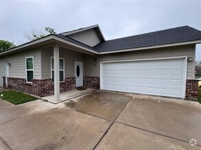 Building Photo - 2612 Texas St