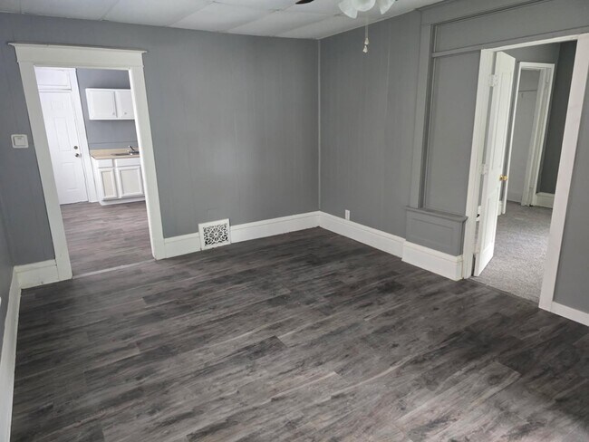 Foto del edificio - 1610 W Butler St