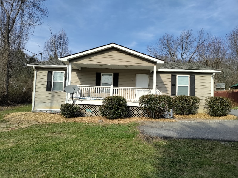 93 Rutherford Rd, Candler, NC 28715 House Rental in Candler, NC