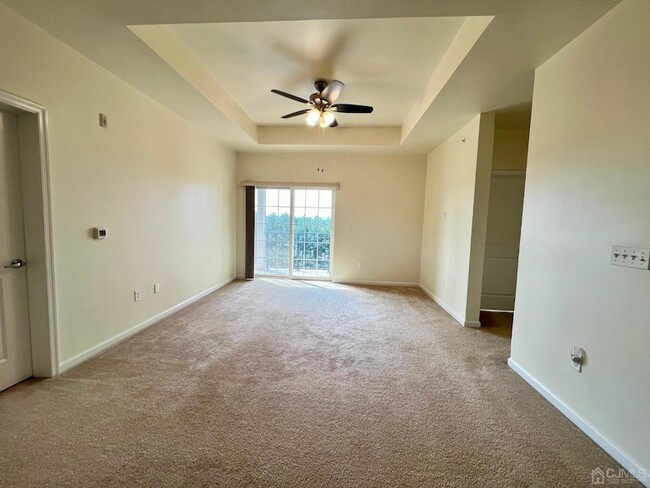Building Photo - 846 Strassle Wy