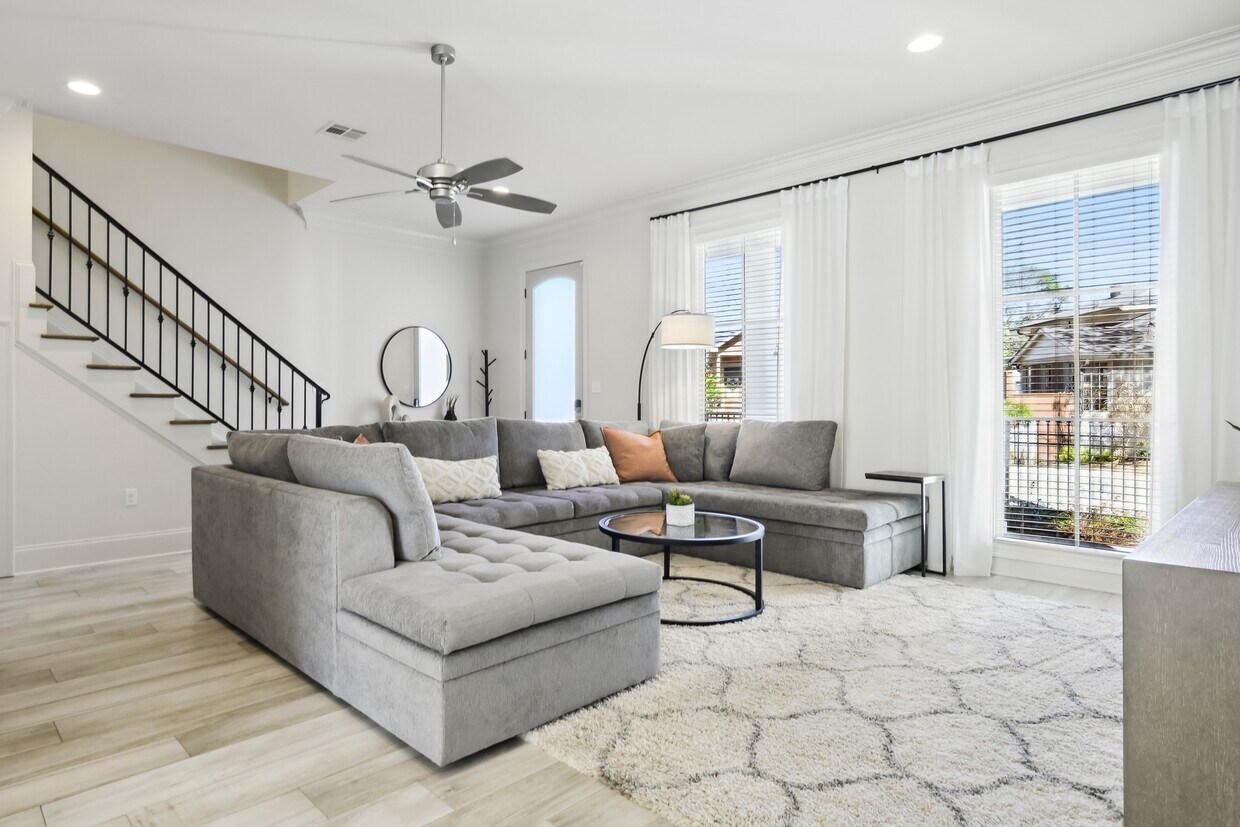Foto principal - 1656 Belmont Ave