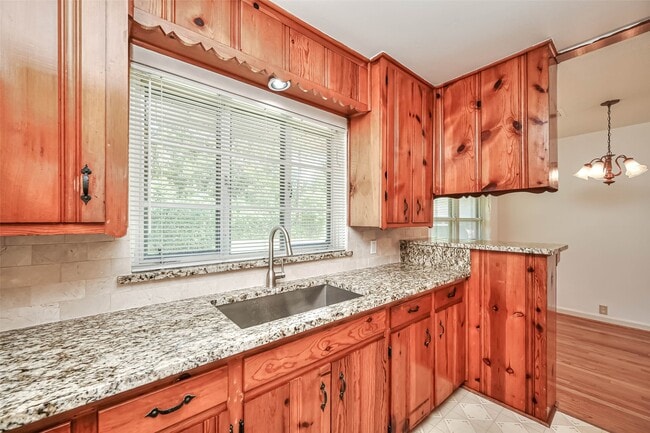 Building Photo - 3018 Attridge Rd