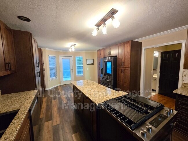 Photo - 8616 River Cove Dr House