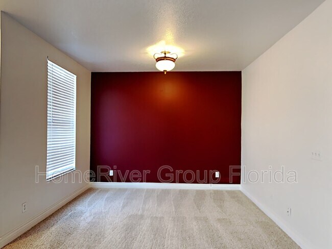 Foto del edificio - 1224 Charlesworth Dr