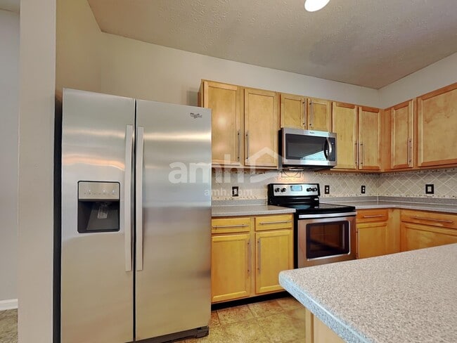 Building Photo - 12831 Silvaire Farm Rd