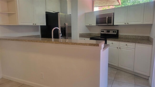 Building Photo - 8099 Severn Dr