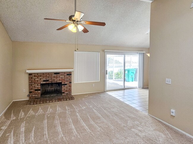 Building Photo - Chula Vista Twin Home